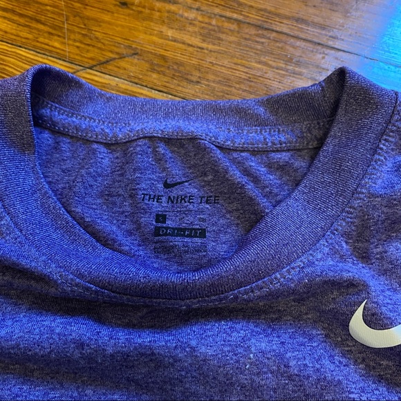 Purple Dri fit Nike athletic top - Picture 2 of 4